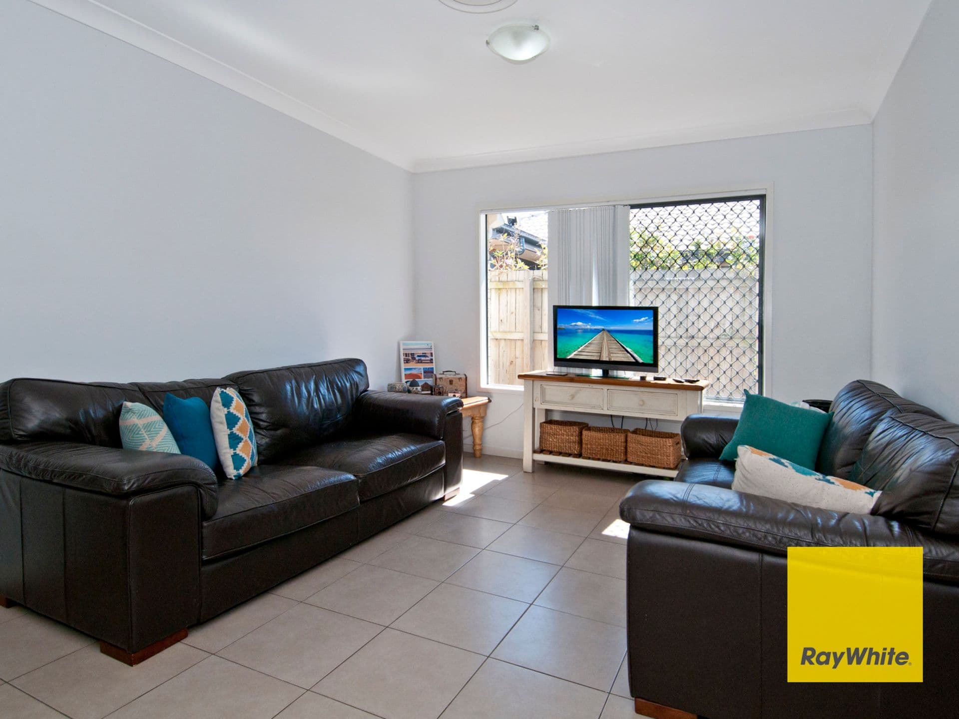 12 Wallaman Close, Waterford QLD 4133, Waterford - Thumbnail 4