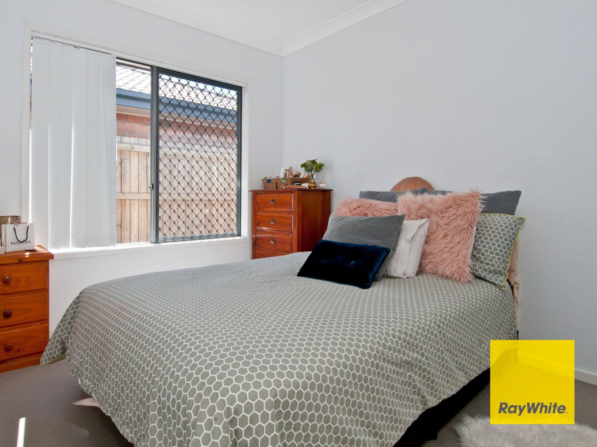 12 Wallaman Close, Waterford QLD 4133, Waterford - Thumbnail 7