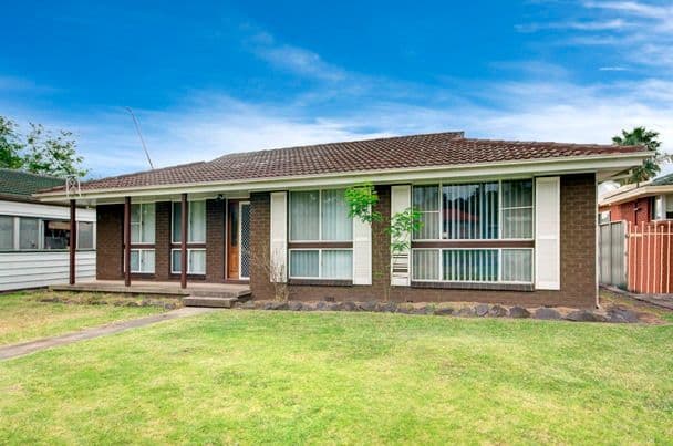 35 Macquarie Street, ALBION PARK NSW 2527, Albion Park - Thumbnail 2