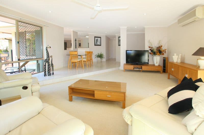 61 Cayman Drive, CLEAR ISLAND WATERS QLD 4226, Clear Island Waters - Thumbnail 5