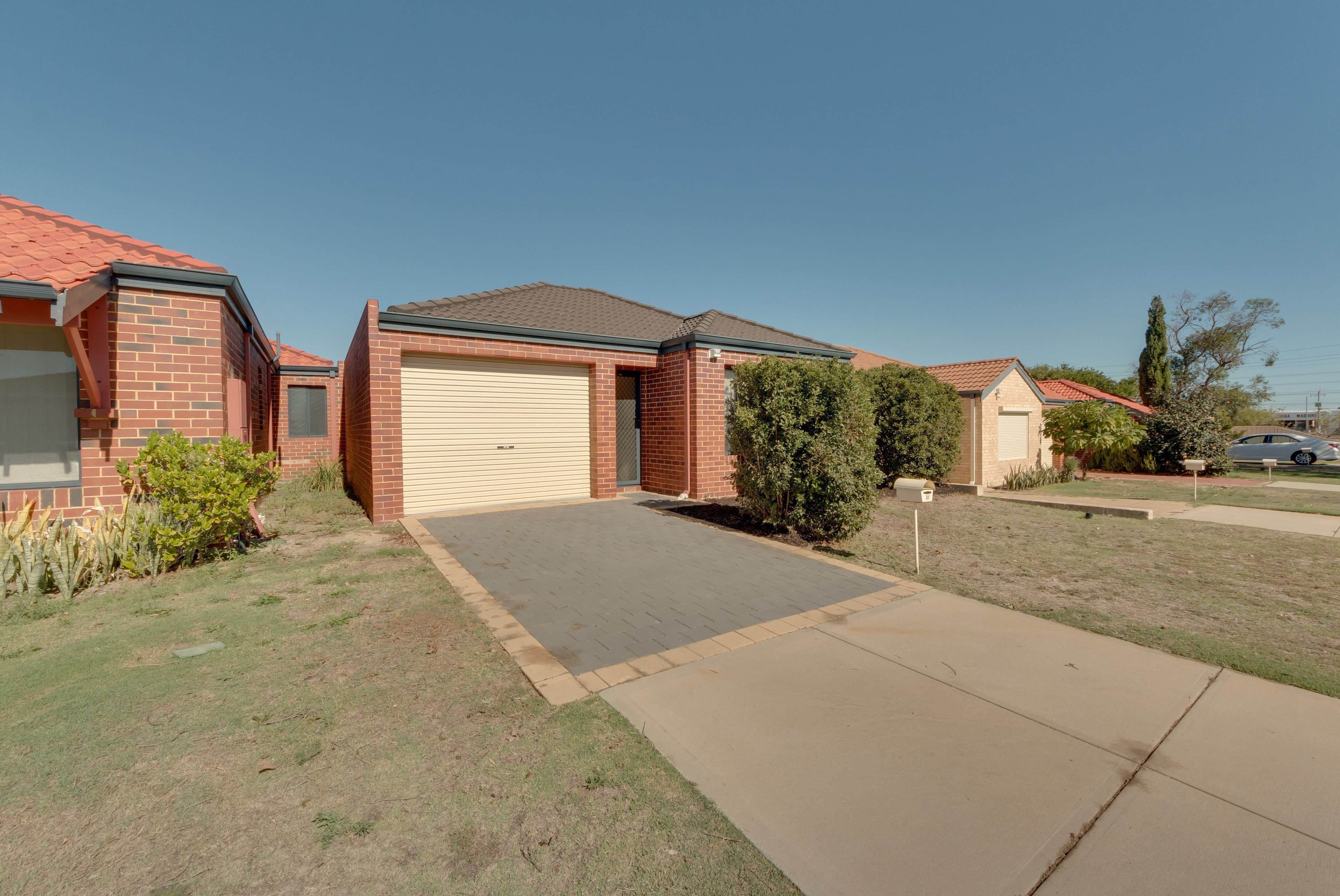 21 Albion Street, East Cannington WA 6107, East Cannington - Thumbnail 2