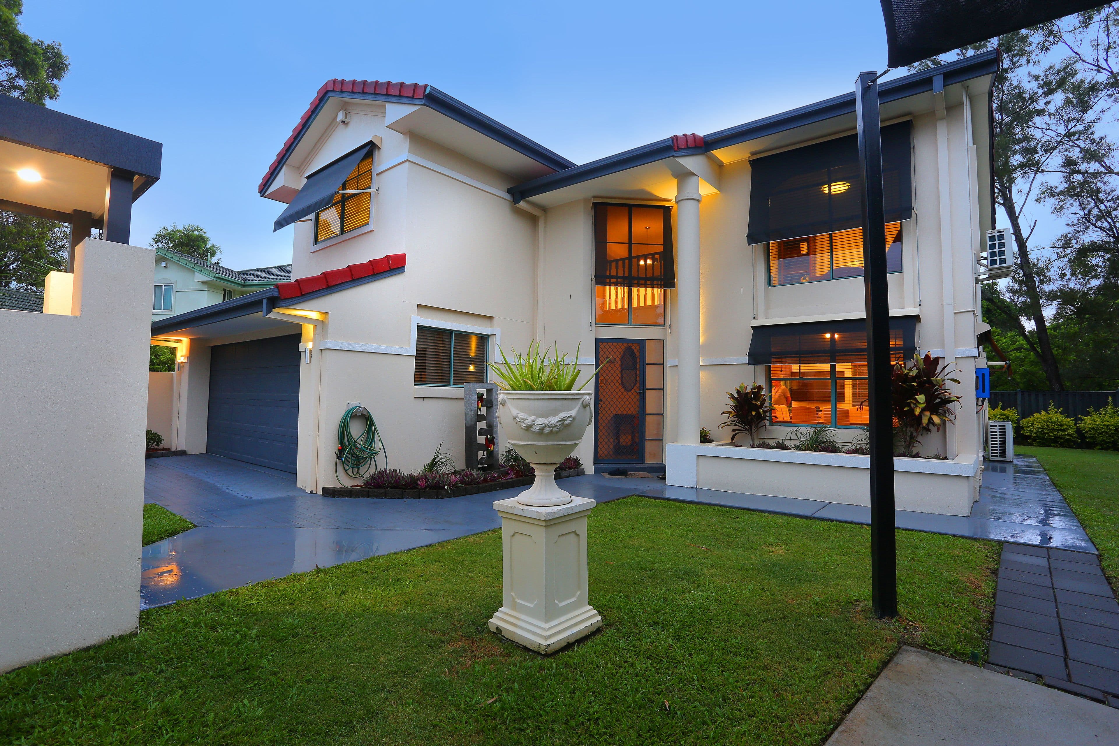 25 Royal Court, Ashmore QLD 4214, Ashmore - Thumbnail 2