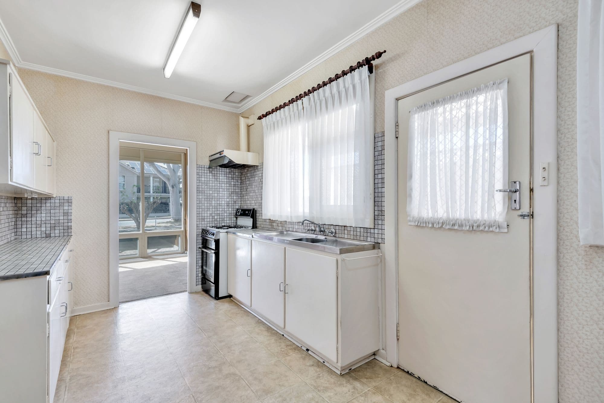 82 Frogmore Road, Kidman Park SA 5025, Kidman Park - Thumbnail 6