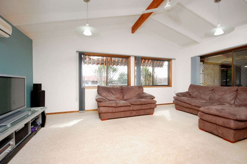 4 Flindosy Street, ALGESTER QLD 4115, Algester - Thumbnail 2