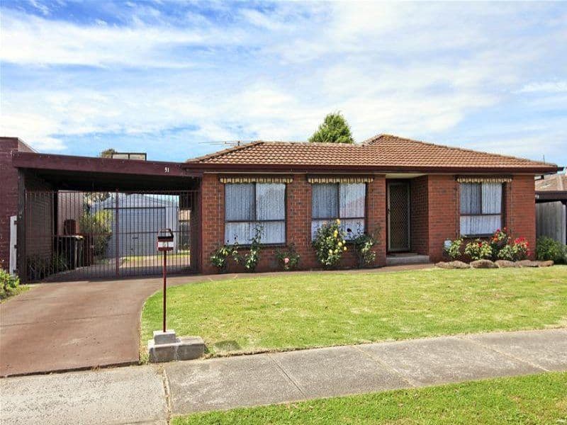 51 Freeman Crescent, MILL PARK VIC 3082, Mill Park - Thumbnail 2
