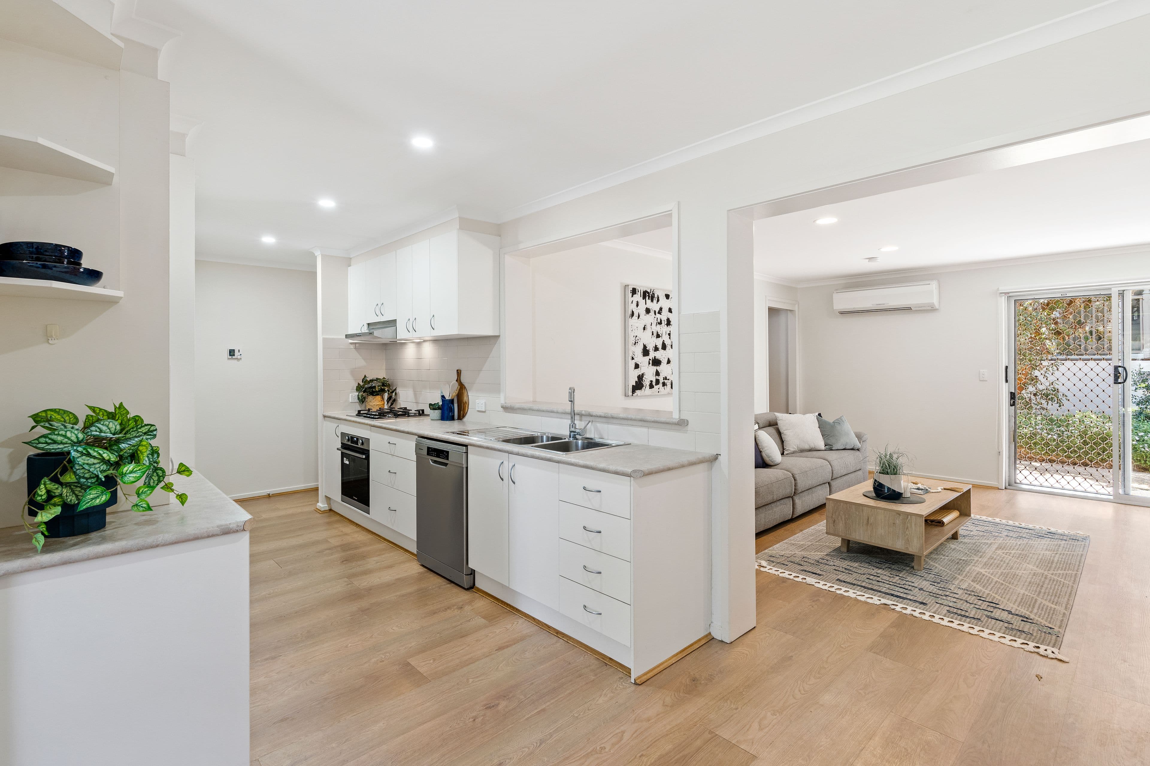 13 Orna Street, Ferntree Gully VIC 3156, Ferntree Gully - Thumbnail 4