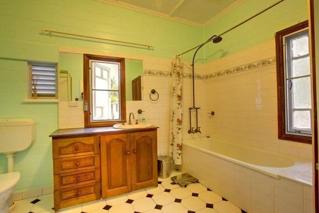153 Francis Street, WEST END QLD 4810, West End - Thumbnail 6