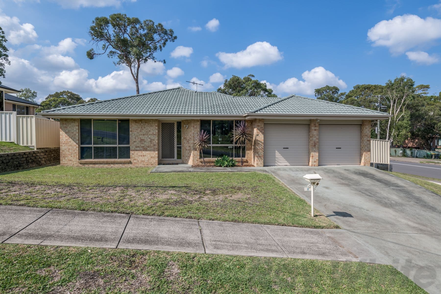2 Karina Place, Bolton Point - Thumbnail 3