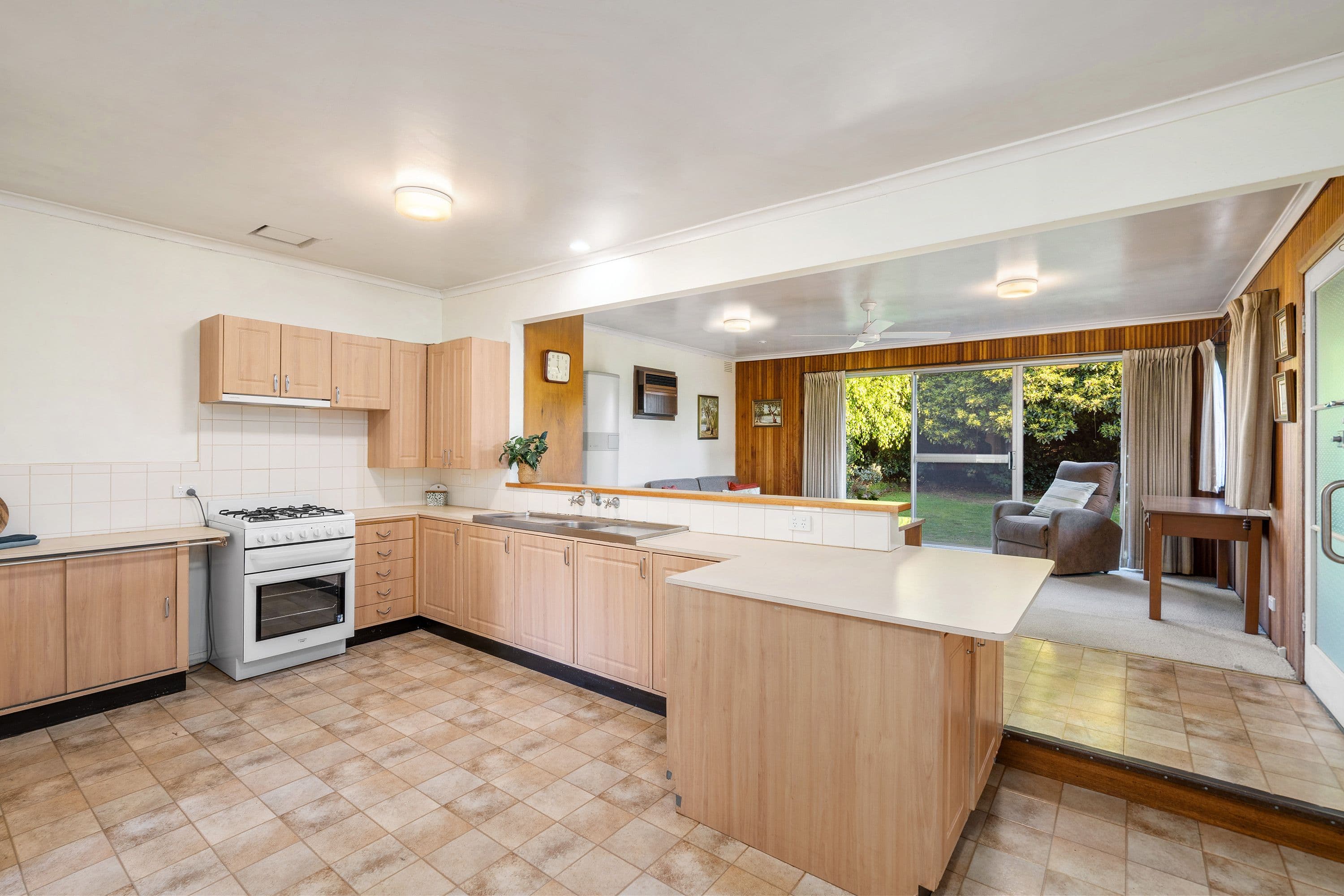 20 Utah Road, Glen Waverley VIC 3150, Glen Waverley - Thumbnail 4