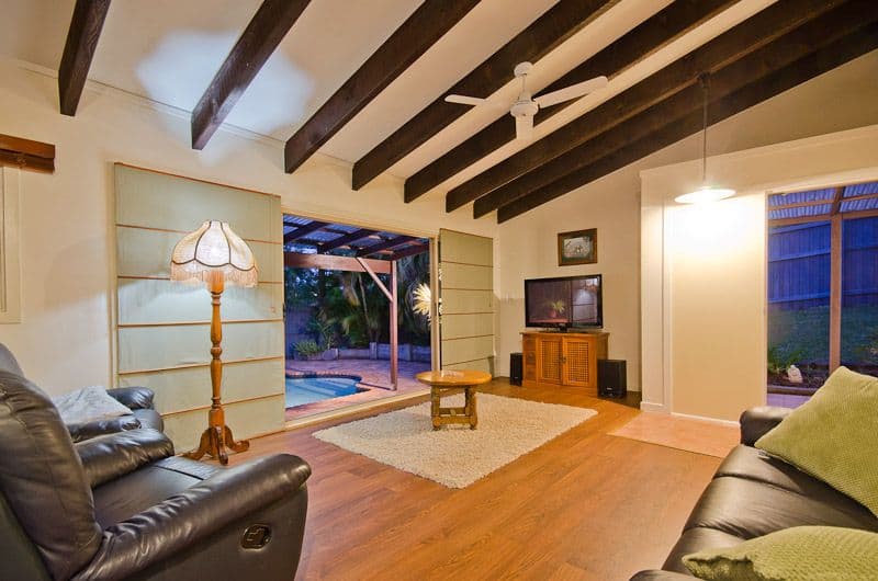 5 Kurrambee Avenue, ASHMORE QLD 4214, Ashmore - Thumbnail 6