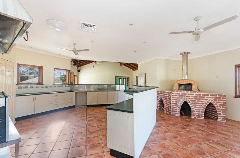 319 Kelso Drive, Kelso QLD 4815, Kelso - Thumbnail 5