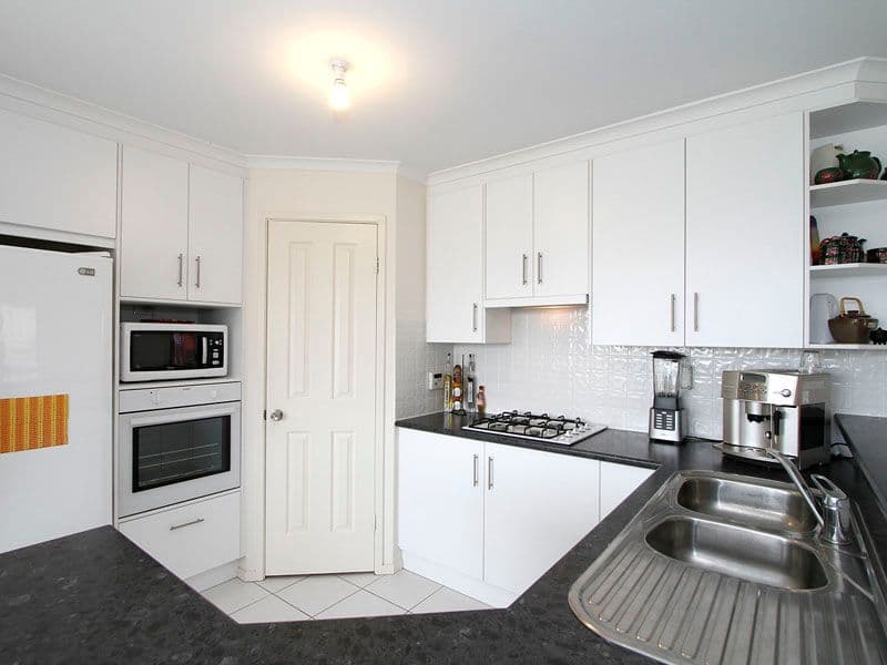 16 Edithburgh Avenue, SEAFORD RISE SA 5169, Seaford Rise - Thumbnail 2