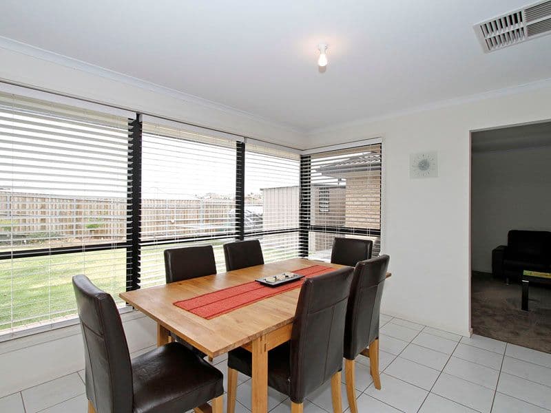 16 Edithburgh Avenue, SEAFORD RISE SA 5169, Seaford Rise - Thumbnail 4