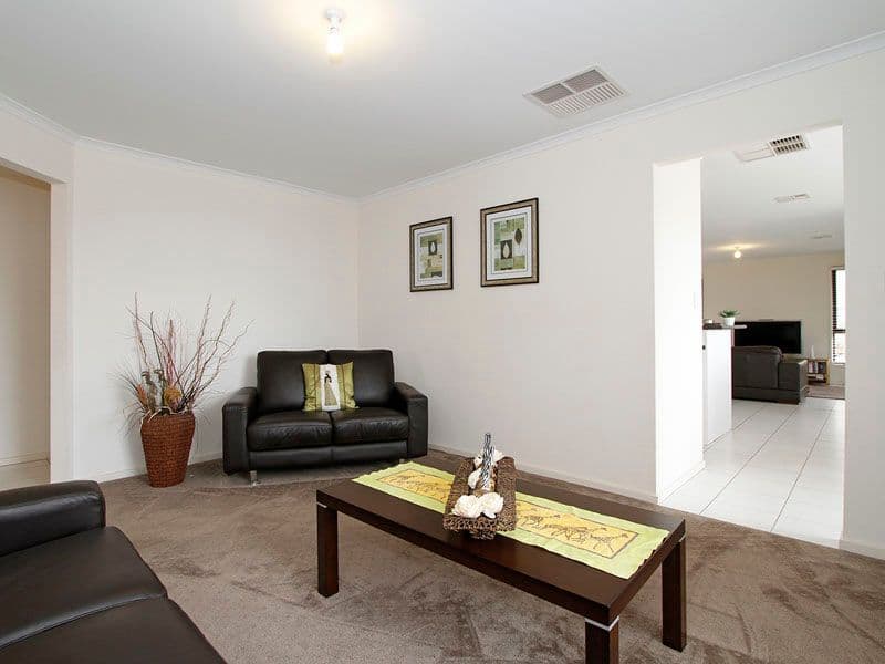 16 Edithburgh Avenue, SEAFORD RISE SA 5169, Seaford Rise - Thumbnail 6