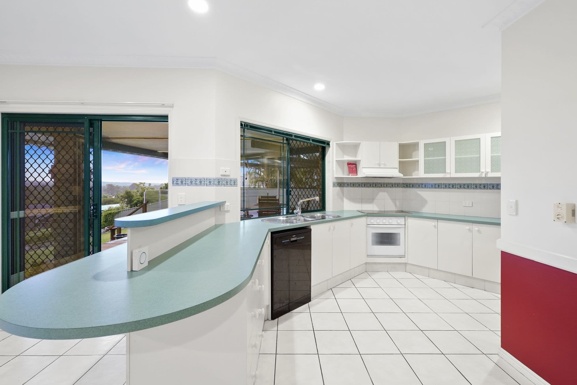 3 Kiandra Place, Helensvale QLD 4212, Helensvale - Thumbnail 4