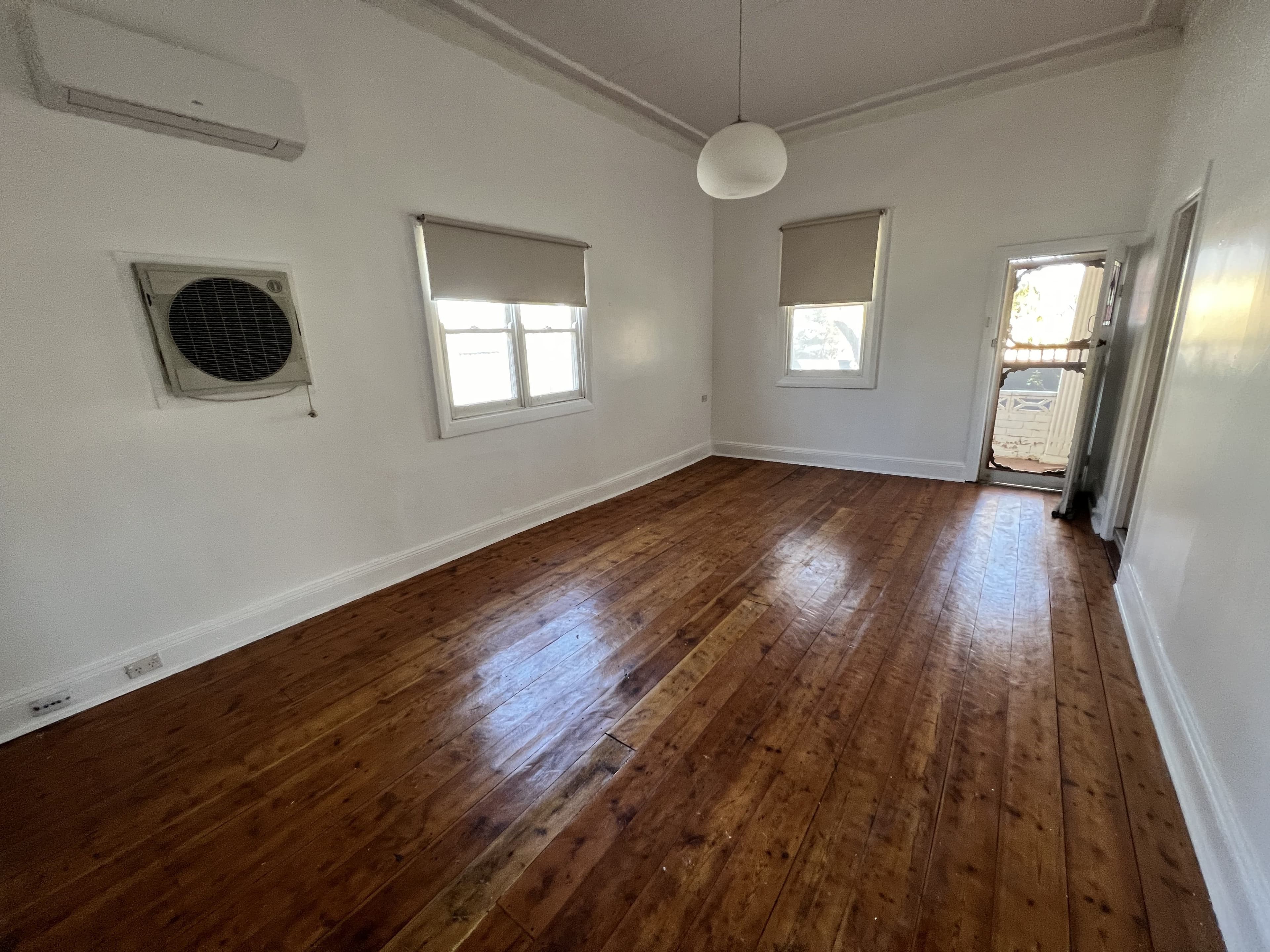 240 Mcculloch Street, Broken Hill NSW 2880, Broken Hill - Thumbnail 2