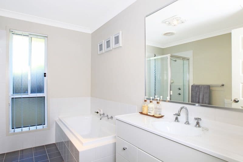 34 Mintbush Crescent, WORRIGEE NSW 2540, Worrigee - Thumbnail 7