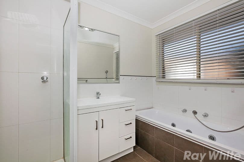 4 Nectar Mews, Mill Park VIC 3082, Mill Park - Thumbnail 7