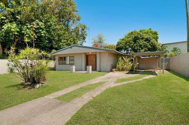 143 Allambi Avenue, BROADBEACH WATERS QLD 4218, Broadbeach Waters - Thumbnail 4