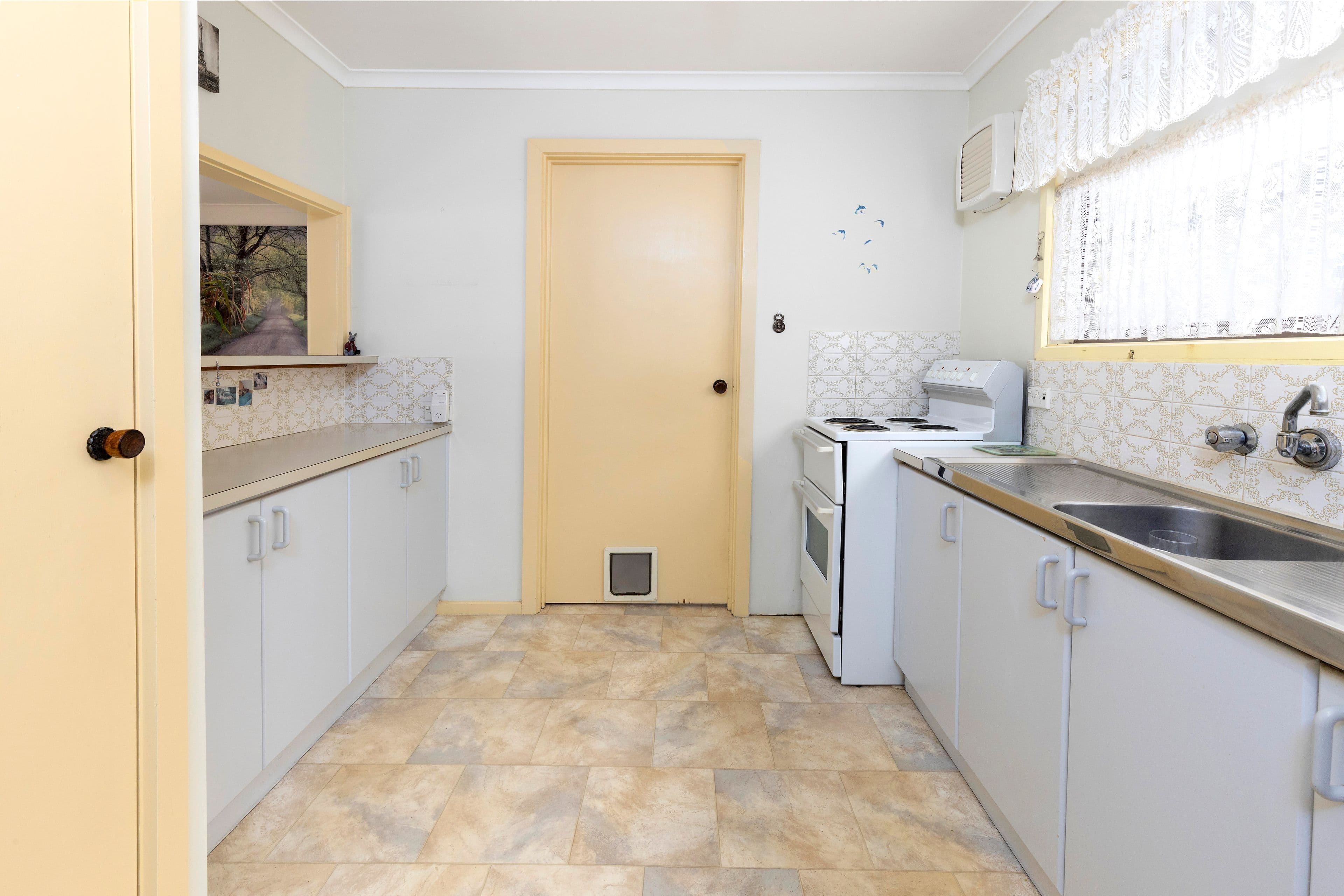81 Fifth Avenue, Rosebud VIC 3939, Rosebud - Thumbnail 2