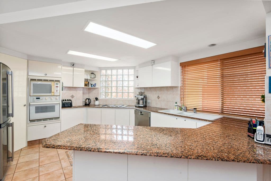 81 Jefferson Lane, Palm Beach QLD 4221, Palm Beach - Thumbnail 7