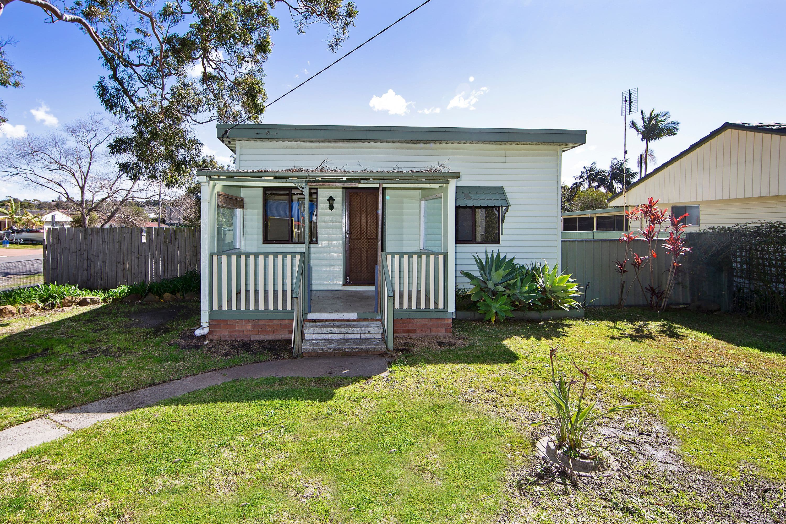 44 Dudley Street, Gorokan NSW 2263, Gorokan - Thumbnail 2