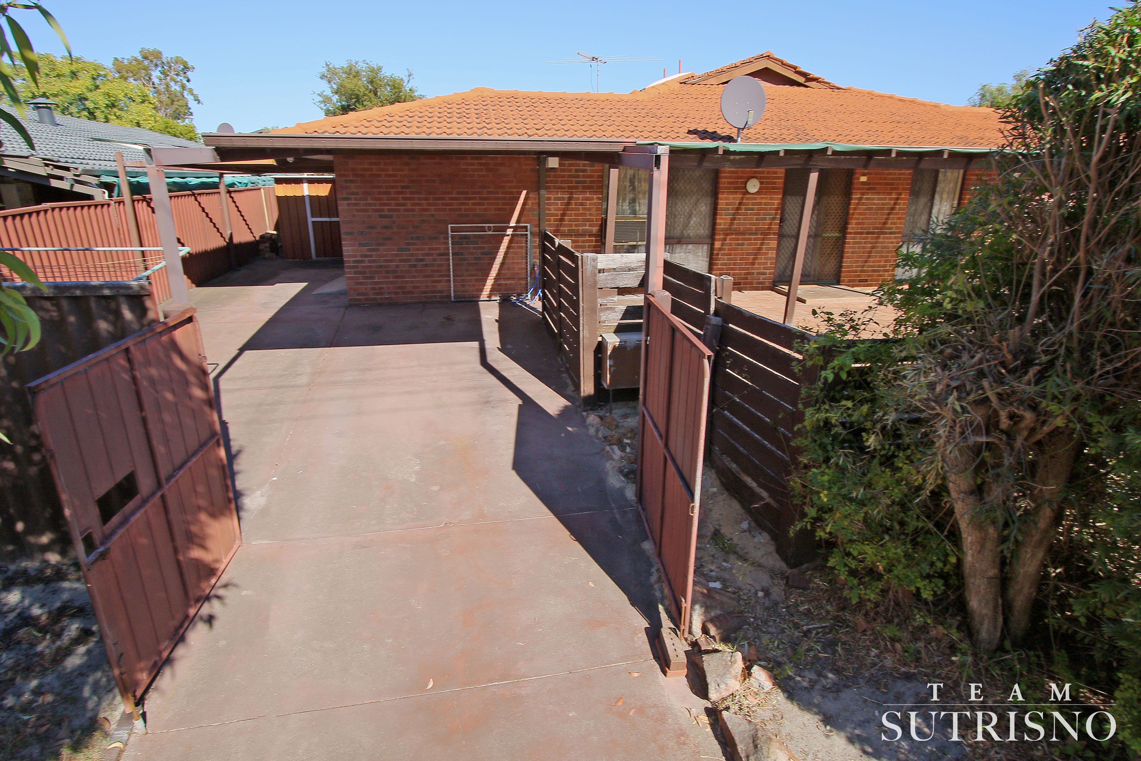 25 Edgeware Street, Lynwood WA 6147, Lynwood - Image 1