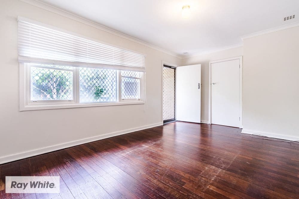 32 Butterick Place, Girrawheen WA 6064, Girrawheen - Thumbnail 4