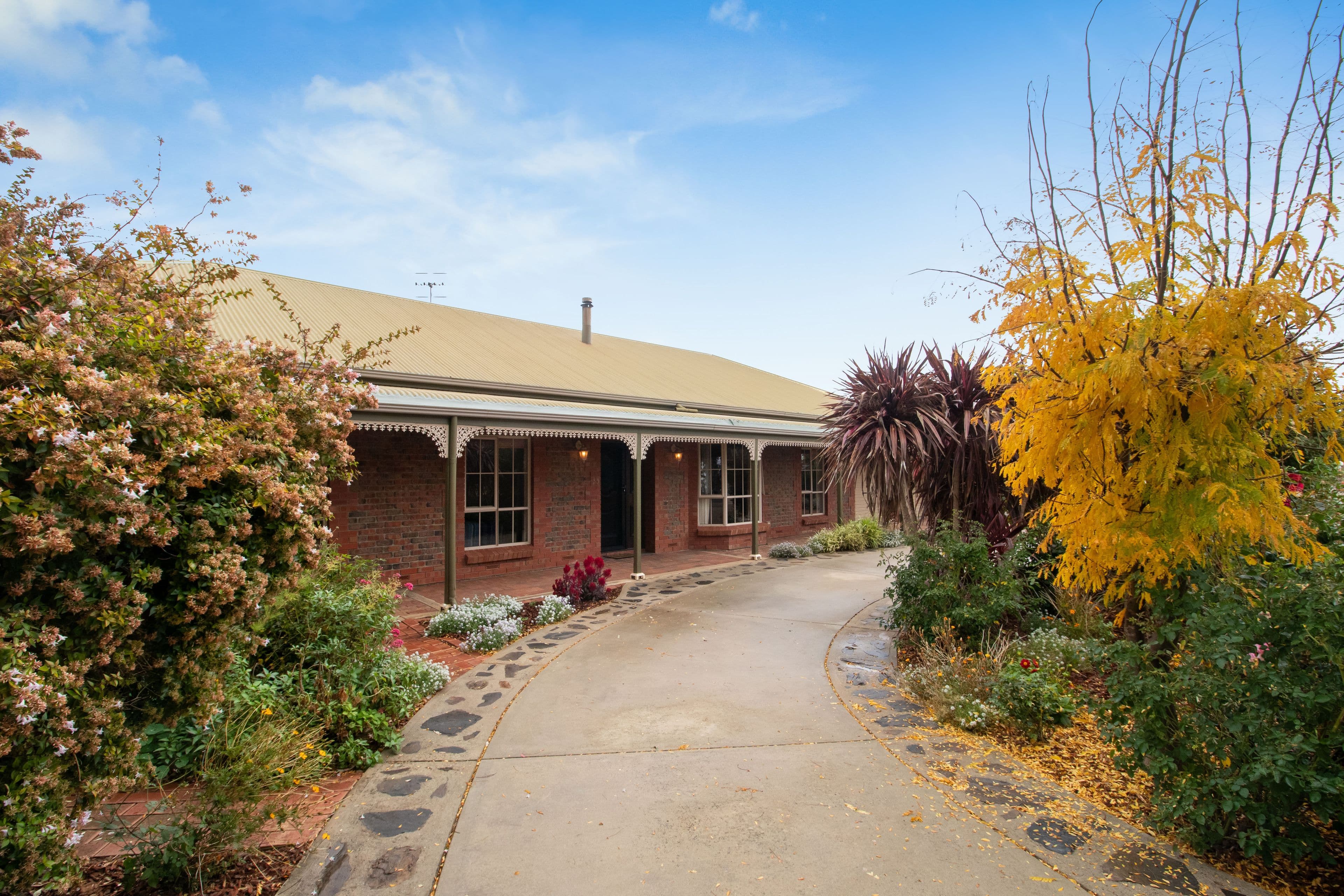 33 Hooper Road, Strathalbyn SA 5255, Strathalbyn - Thumbnail 2