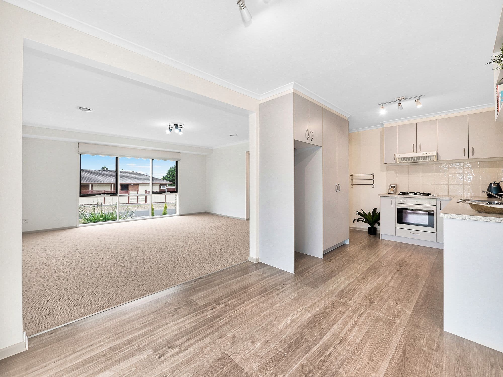 5 Cairns Road, Hampton Park VIC 3976, Hampton Park - Image 1