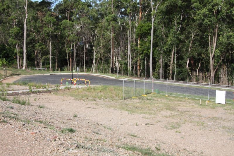 13  Creekside Court, EVERTON HILLS QLD 4053, Everton Hills - Thumbnail 2