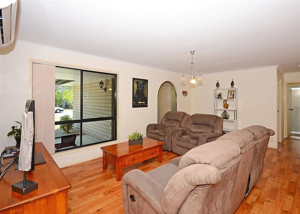 18 Aimee Drive, URANGAN QLD 4655, Urangan - Thumbnail 5