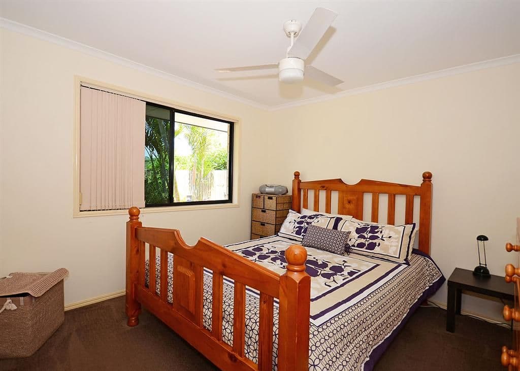 18 Aimee Drive, URANGAN QLD 4655, Urangan - Thumbnail 8