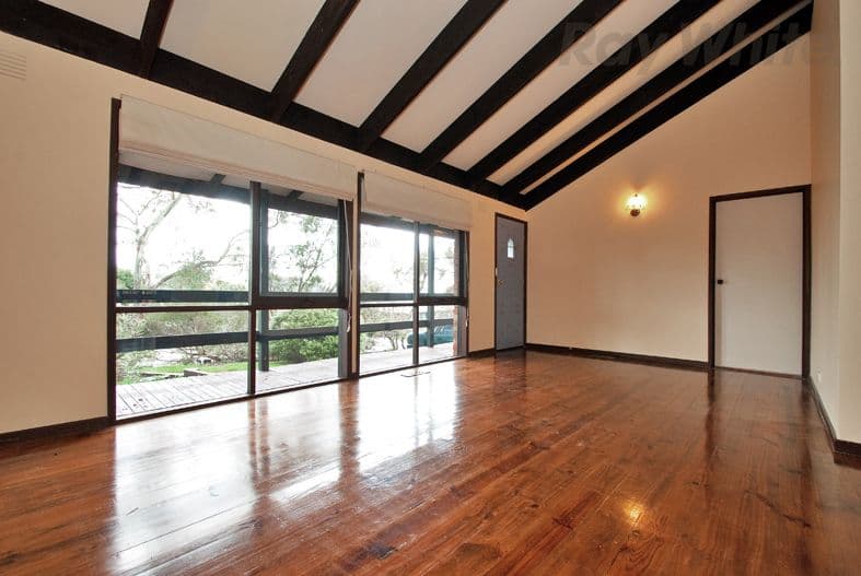 13 SPRINGSONG PASS, CHIRNSIDE PARK VIC 3116, Chirnside Park - Thumbnail 4