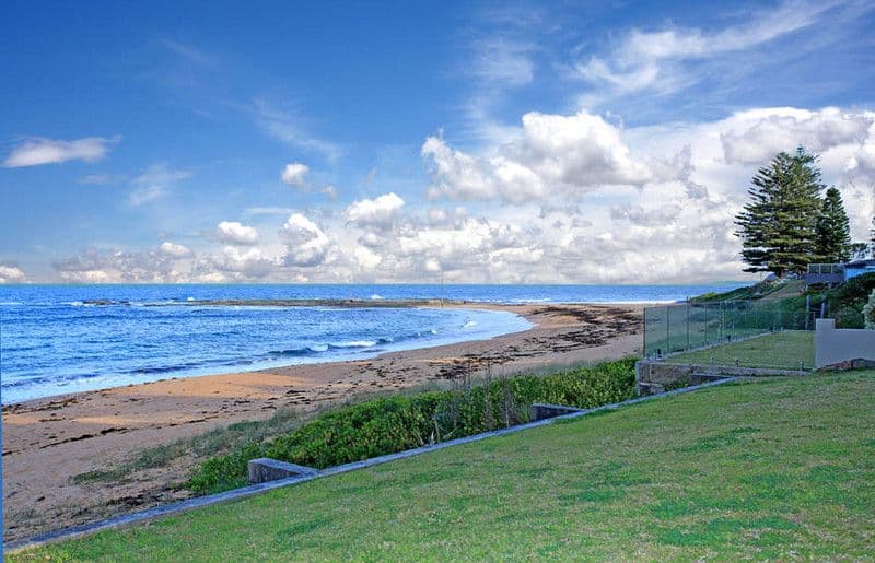 17 Surfview Road, MONA VALE NSW 2103, Mona Vale - Thumbnail 3