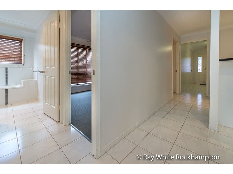 10 Satinwood Avenue, Norman Gardens QLD 4701, Norman Gardens - Thumbnail 2