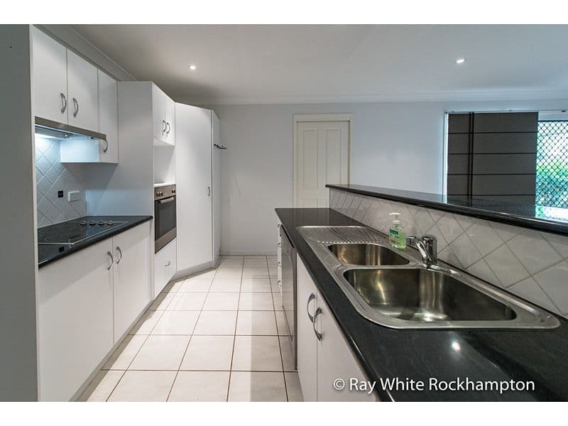 10 Satinwood Avenue, Norman Gardens QLD 4701, Norman Gardens - Thumbnail 3
