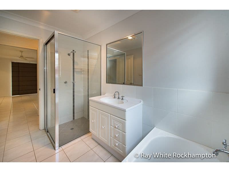 10 Satinwood Avenue, Norman Gardens QLD 4701, Norman Gardens - Thumbnail 6
