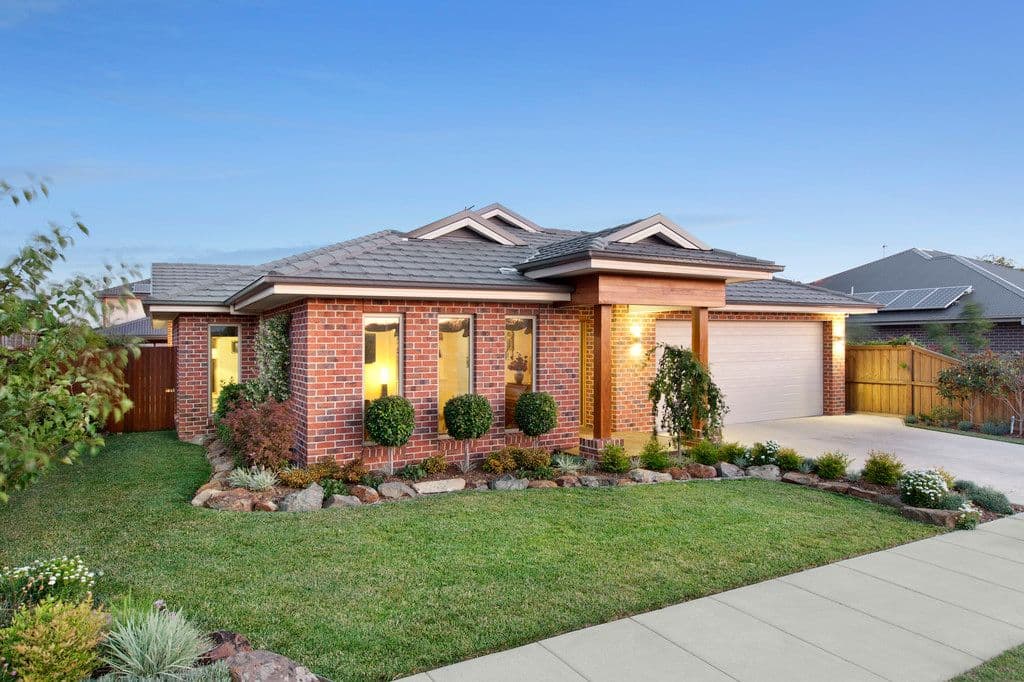 13 Bellington Drive, Alfredton VIC 3350, Alfredton - Image 1