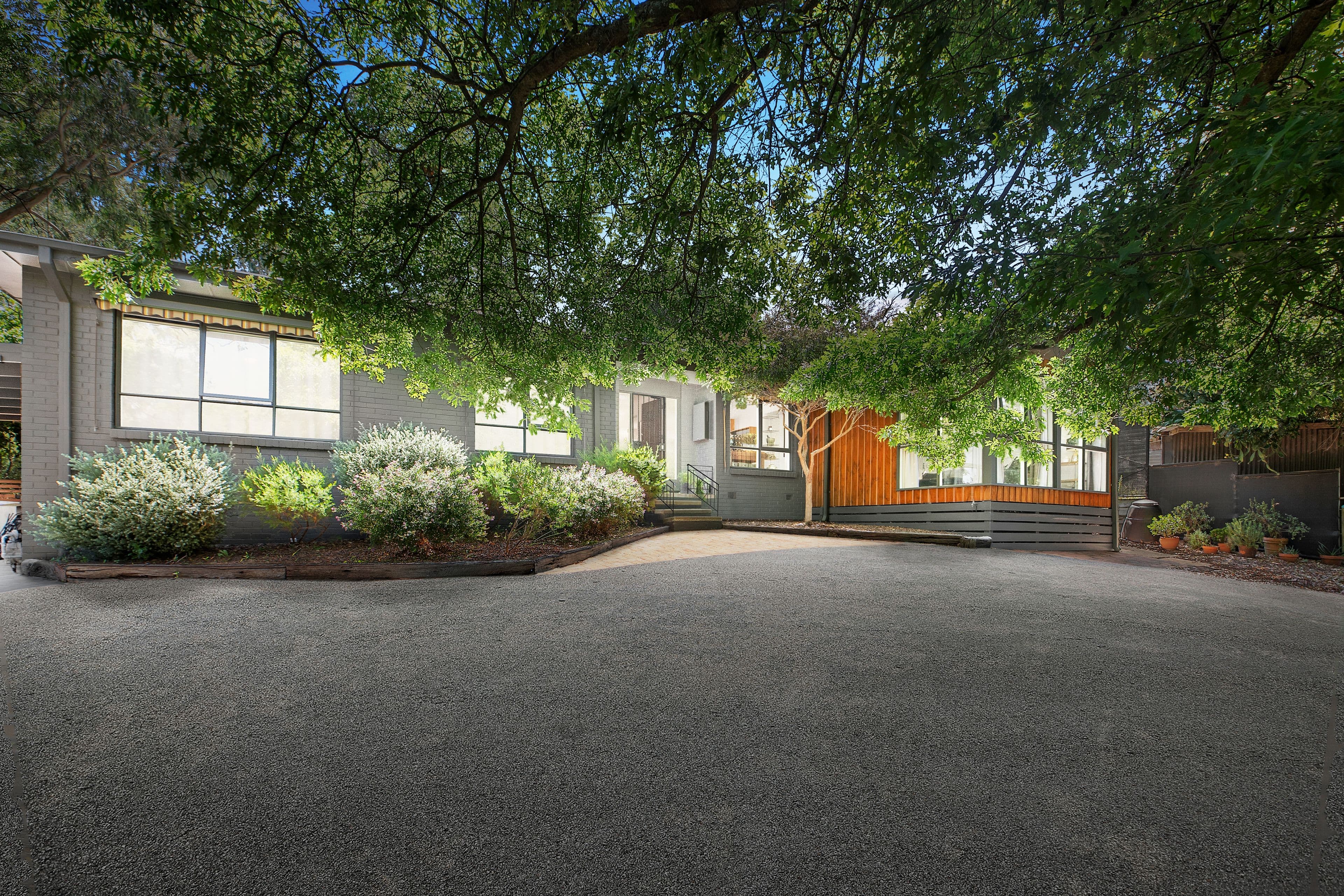 29 Francis Crescent, Ferntree Gully VIC 3156, Ferntree Gully - Thumbnail 2