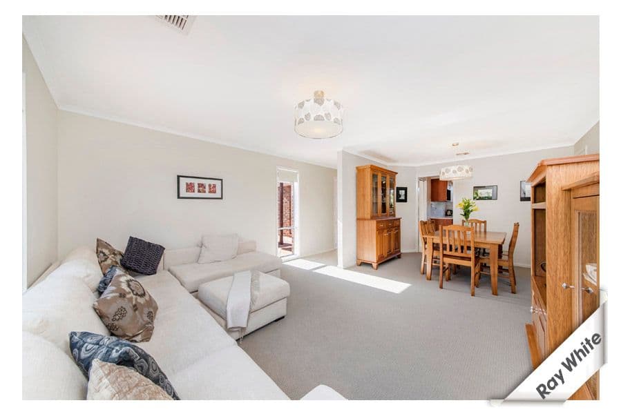5 Kadina Crescent, Isabella Plains ACT 2905, Isabella Plains - Thumbnail 2