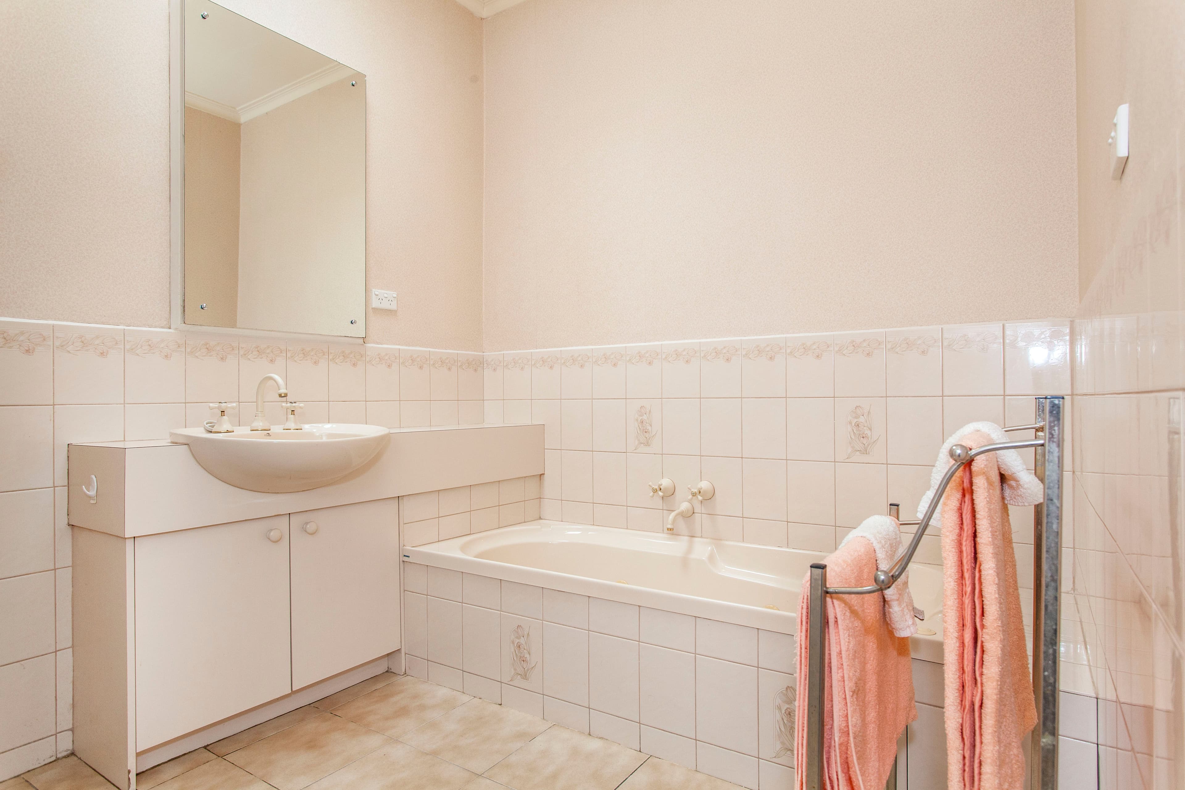 25 Reserve Avenue, Mitcham VIC 3132, Mitcham - Thumbnail 6