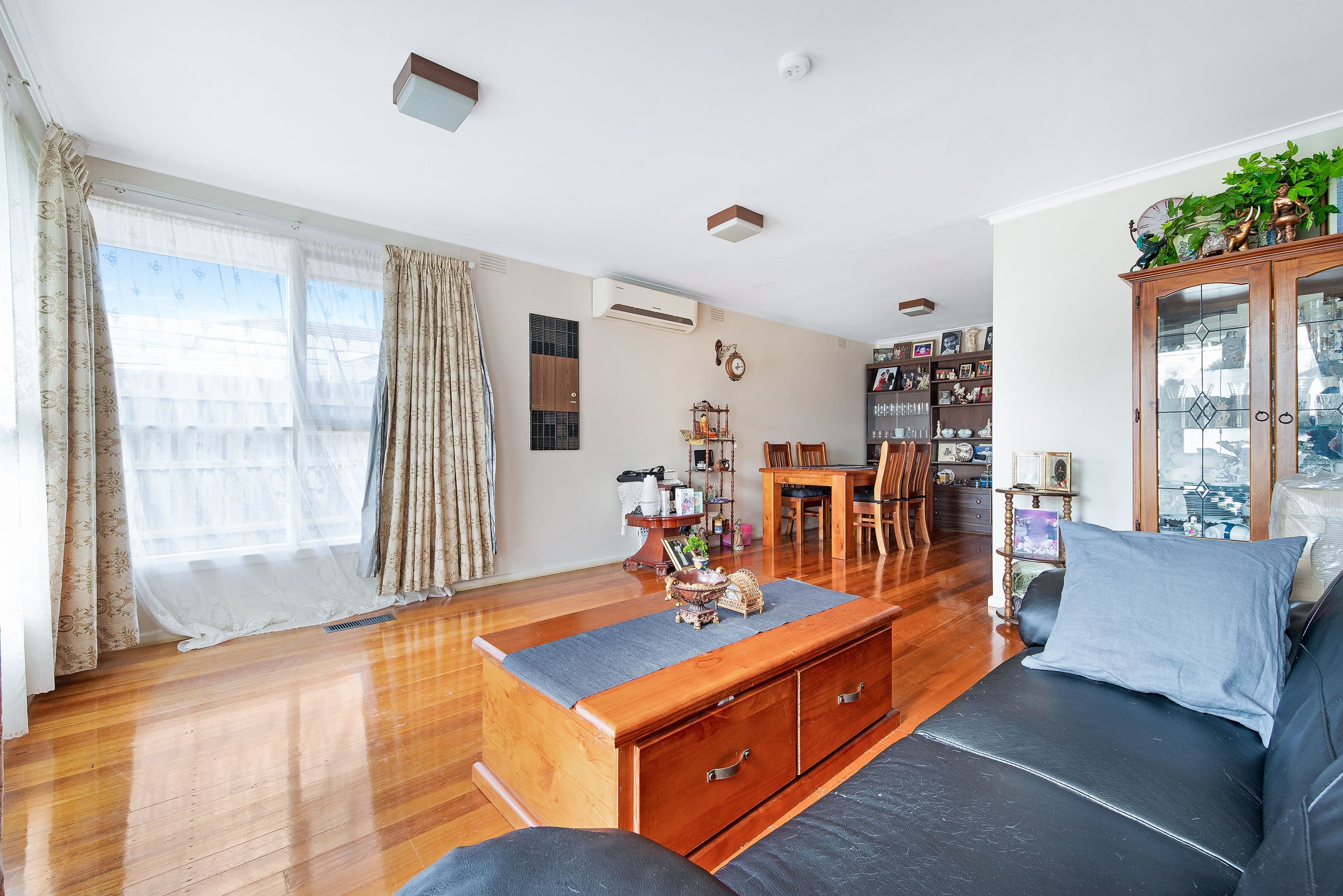 22 Cappella Court, Glen Waverley VIC 3150, Glen Waverley - Thumbnail 2