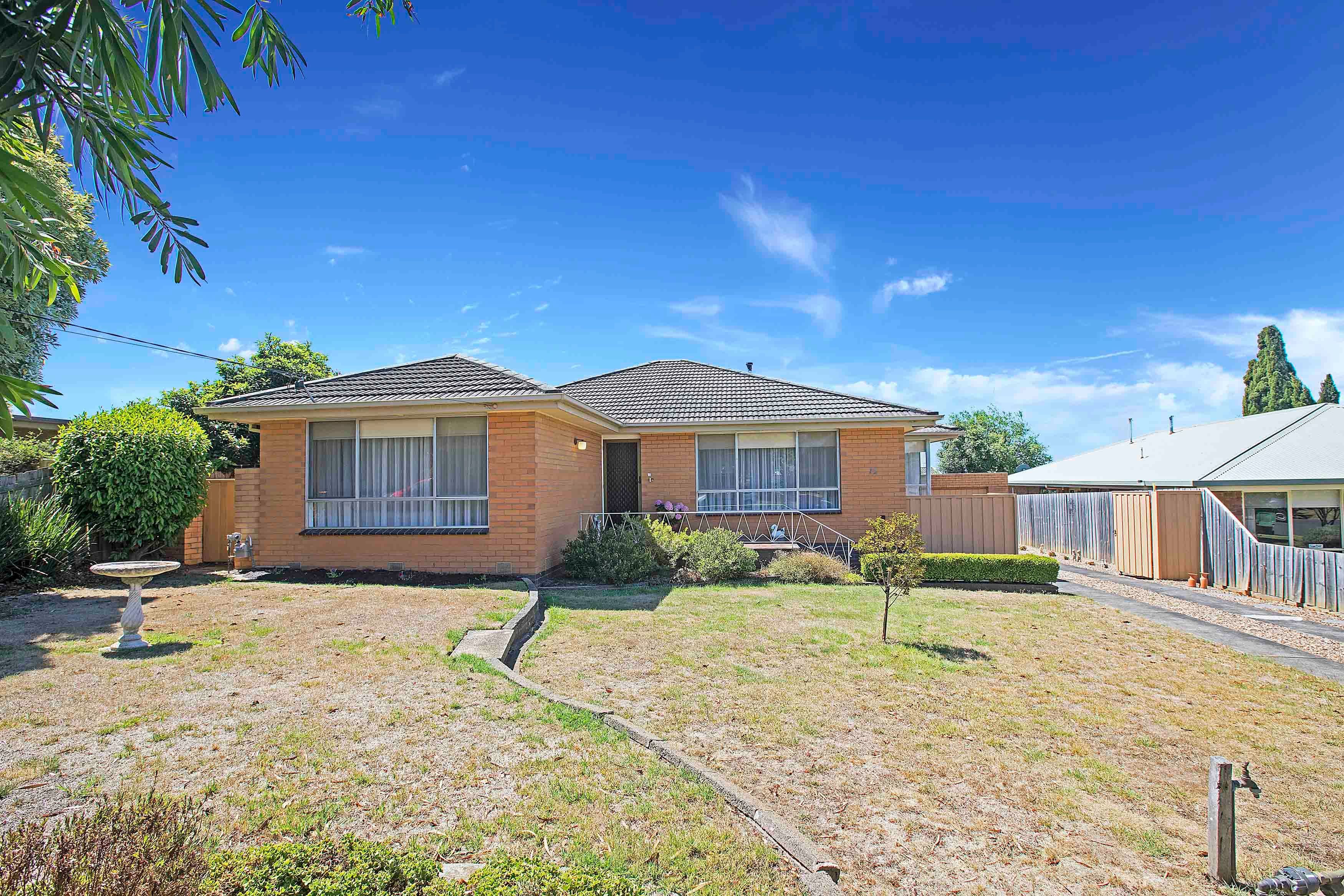 15 Amberley Court, Highton VIC 3216, Highton - Image 1