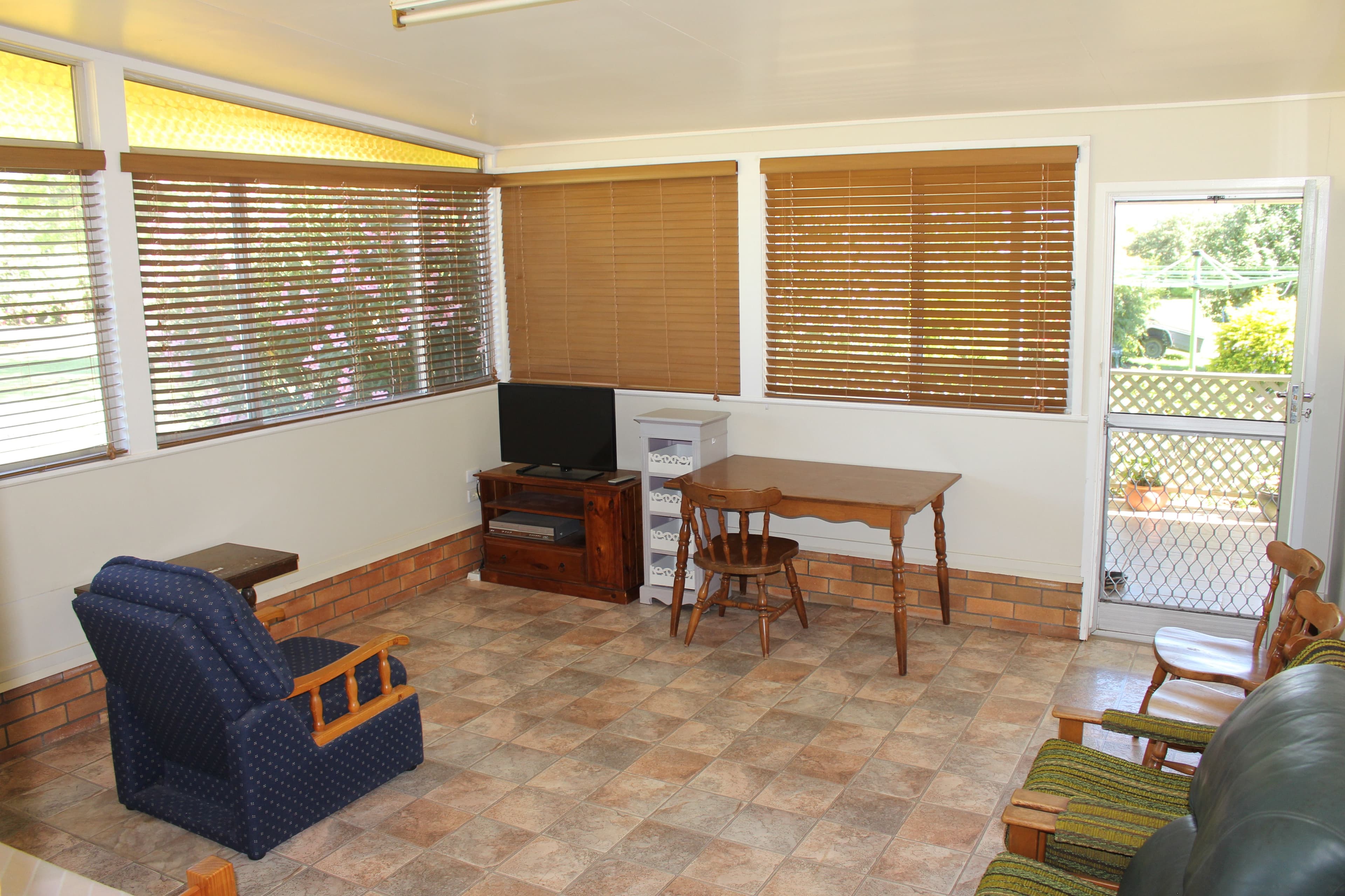 27 Hill Street, Pittsworth QLD 4356, Pittsworth - Thumbnail 6