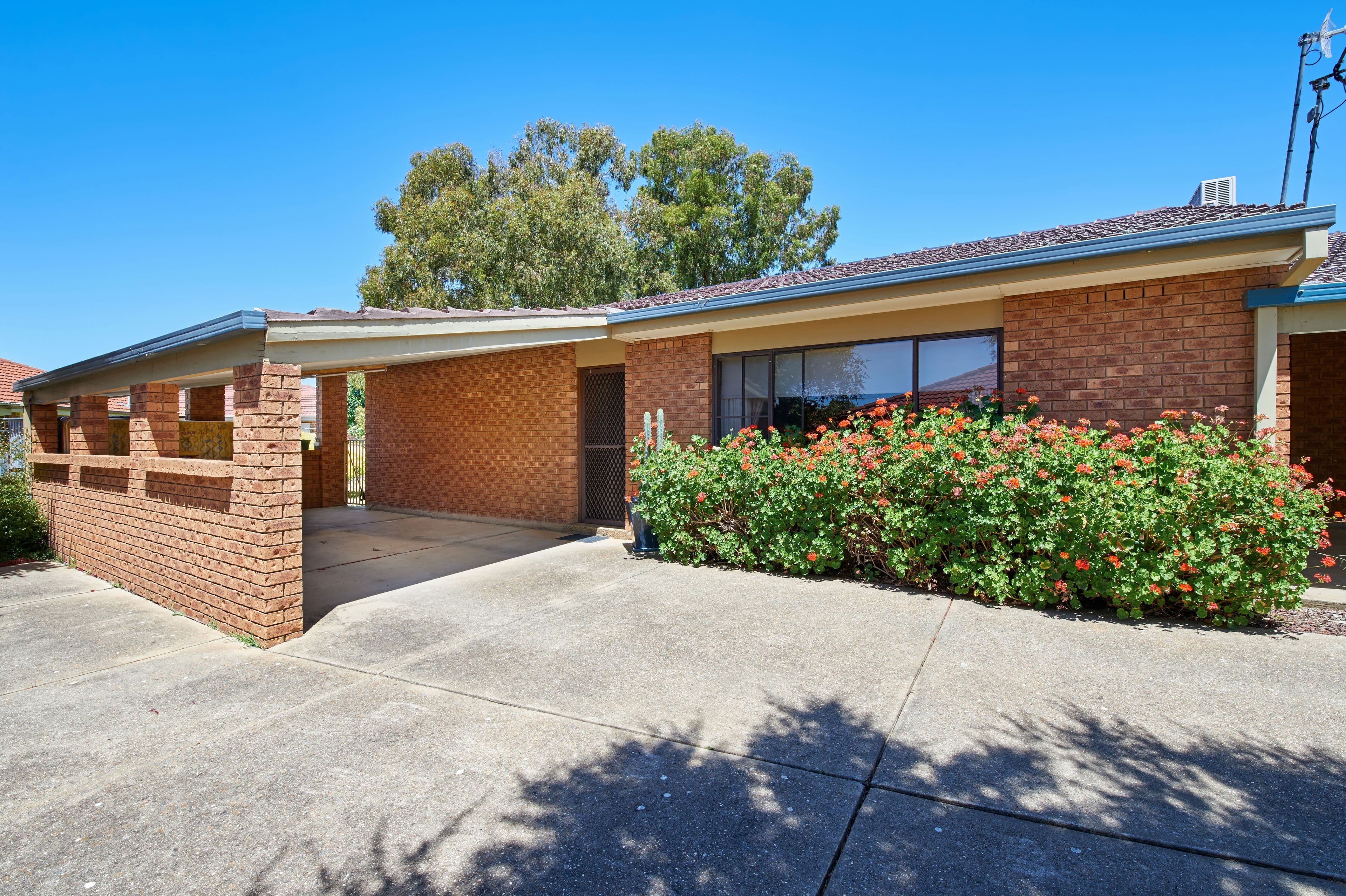 6 Dunn Avenue, Forest Hill - Image 1