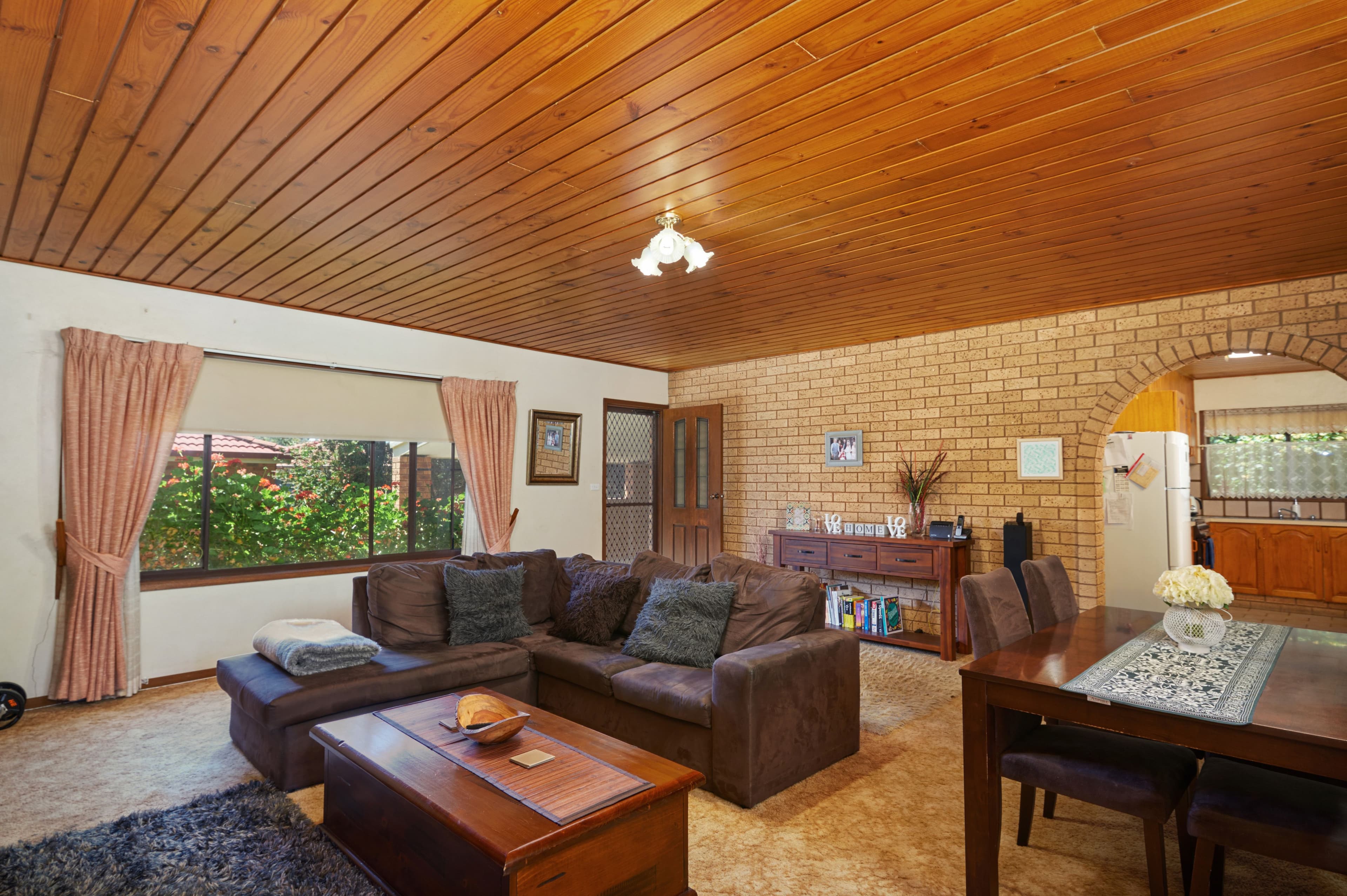 6 Dunn Avenue, Forest Hill - Thumbnail 2