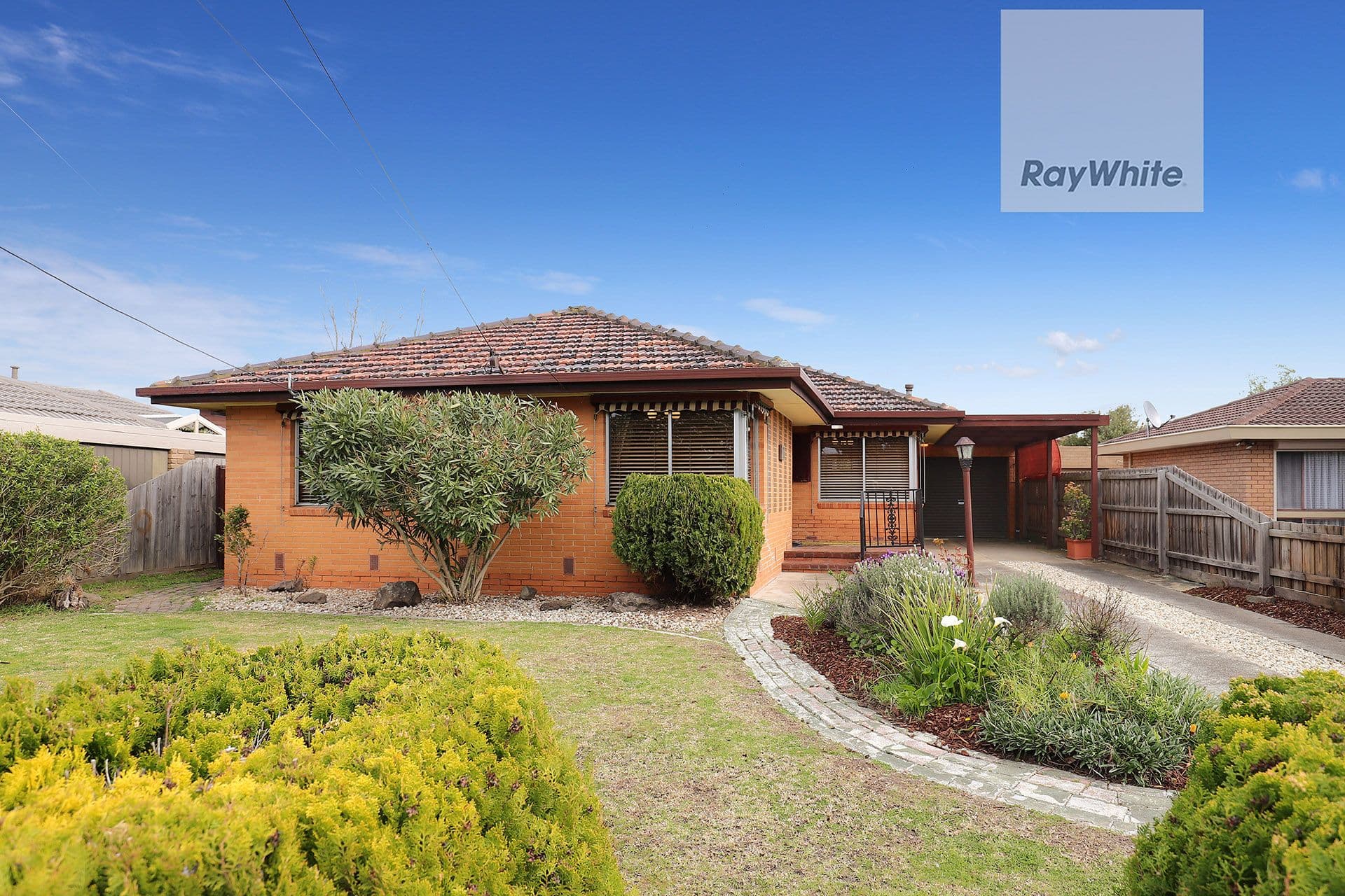 17 Aylesbury Crescent, Gladstone Park VIC 3043, Gladstone Park - Thumbnail 2