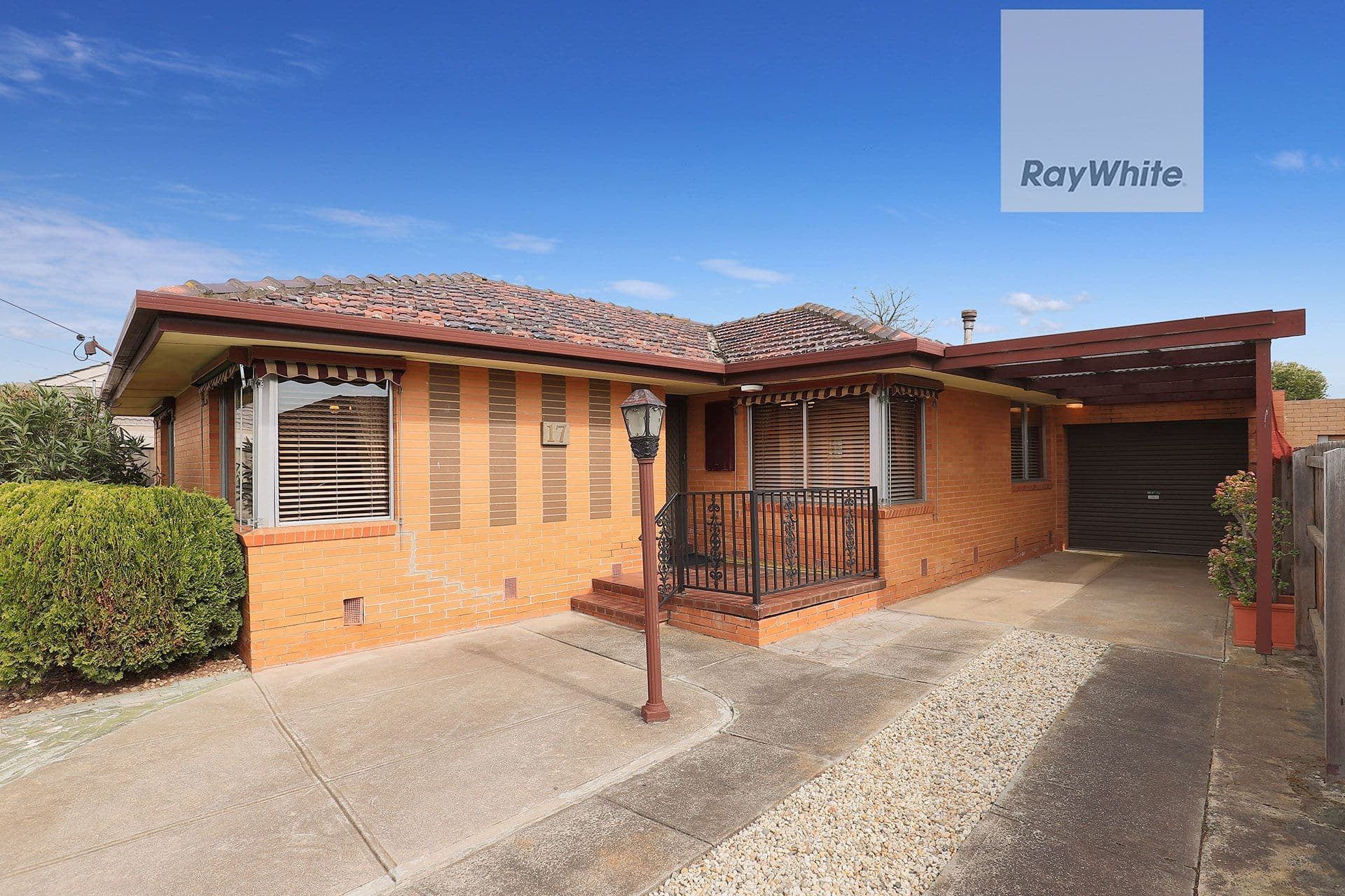 17 Aylesbury Crescent, Gladstone Park VIC 3043, Gladstone Park - Thumbnail 3