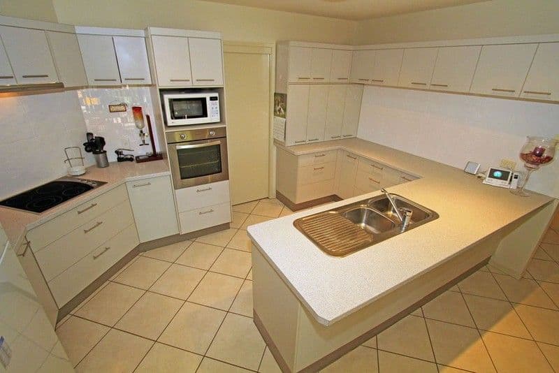 3 Sunlander Close, YEPPOON QLD 4703, Yeppoon - Thumbnail 3